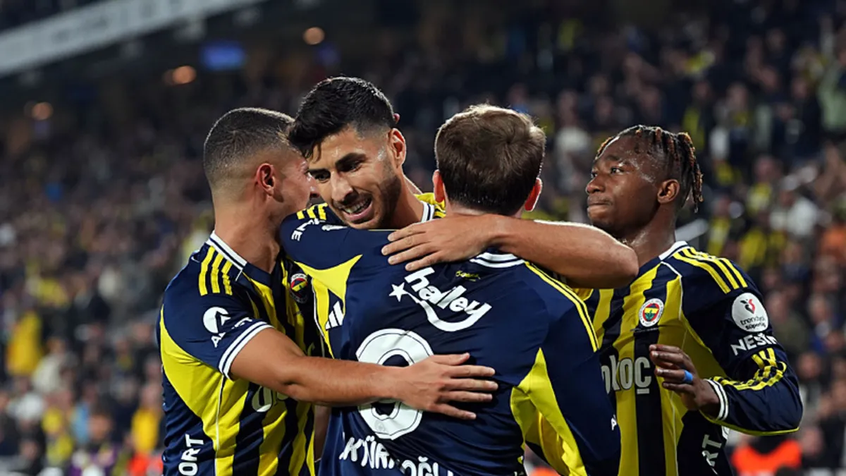 Kanarya'nın keyfi yerine geldi! Fenerbahçe - Fatih Karagümrük: 2-1 | MAÇ SONUCU