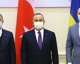 Akar ve Çavuşoğlu’ndan Ukrayna ile kritik temas!