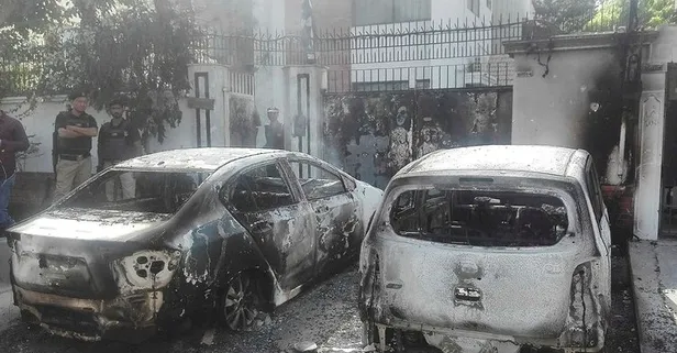 Pakistan'da bombalı saldırı! 25 kişi öldü