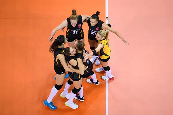 son-dakika-vakifbank-voleybol-takimi-dunya-ucuncusu-oldu-1575802435827.jpg Son dakika: Vakıfbank Voleybol Takımı dünya üçüncüsü oldu-2