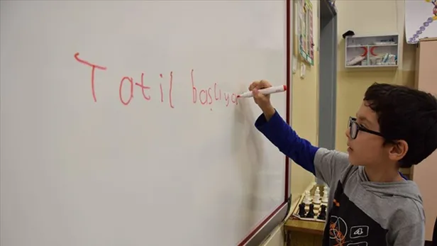 okullar-icin-gece-yarisi-karari-bu-yil-olmayacak-yariyil-tatiline-3-hafta-kala-duyuruldu-ogretmenler-anaokulu-1703908717320.jpg Bu yıl açık olmayacak! Okullar için karar! Yarıyıl tatiline 3 hafta kala duyuruldu! Öğretmenler, anaokulu, ilkokul, ortaokul, 9,10,11,12. sınıflar...-2