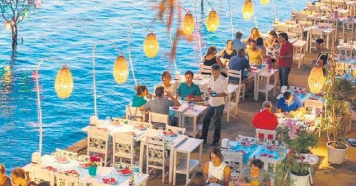 Bodrum Daki Melengec Restoran A Gidenler Yemek Degil Kazik Yedi Takvim