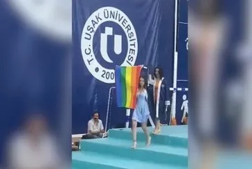 Üniversite mezuniyetinde LGBT terörü propagandası!