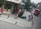 İstanbul'da sokak ortasında şok görüntü