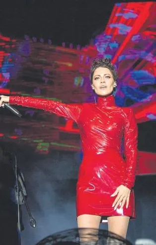 Sarıyer'de Derya Uluğ coşkusu