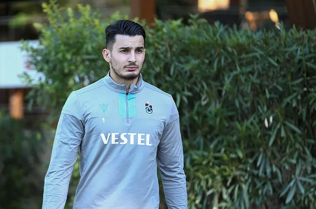 Trabzonspor'un genç kalecisi Uğurcan Çakır transfer iddiaları hakkında konuştu: Benimle ilgili tekliflerin olması...
