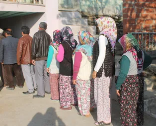 Oy kullanma işlemi 12 dakika sürdü