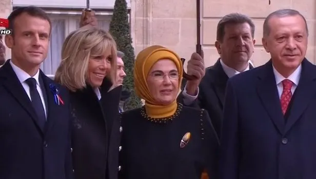Başkan Erdoğan ile Emine Erdoğan'ı Macron karşıladı