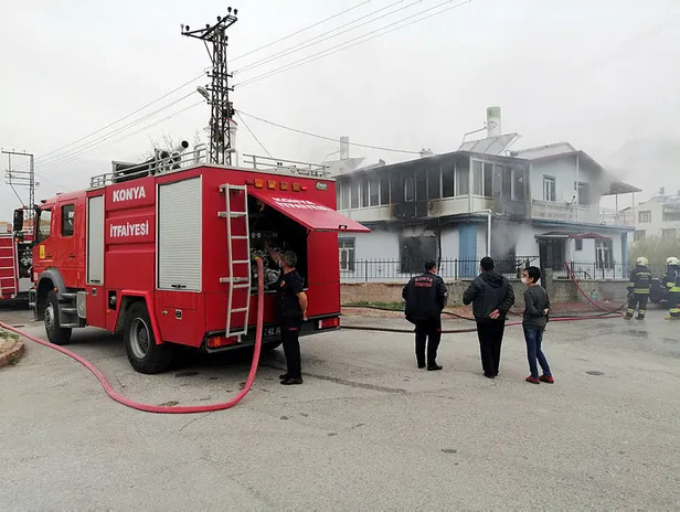 konyada-korkutan-yangin-7-kisilik-aile-olumden-dondu-1618741012013.jpg Konya'da korkutan yangın! 7 kişilik aile ölümden döndü-2