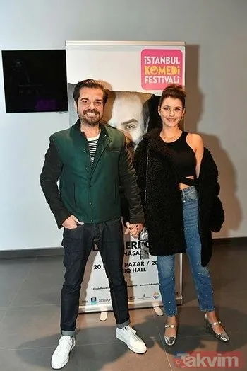 Kenan Doğulu’yu hayranı sarıp sarmaladı! Gören inanamadı! Beren Saat o anları gülerek izledi “İlk defa başıma böyle bir şey geliyor” - 5