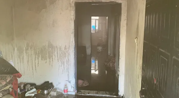 evi-yanan-felek-gozyaslari-icinde-yardim-istedi-ben-sokakta-kaldim-1631347136956.jpg Evi yanan Felek, gözyaşları içinde yardım istedi: Ben sokakta kaldım-4