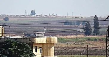 Teröristlerin operasyon korkusu... Türkiyenin operasyon hazırlığı sonrası teröristler tünel ve hendek kazıyor