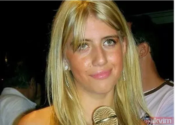 Wanda Nara'nın bornozlu paylaşımında dekolteyi abarttı! Yorum yağdı: “Icardi’ye saygımdan bakmadım yenge git üstüne bir şeyler giy...” - 25