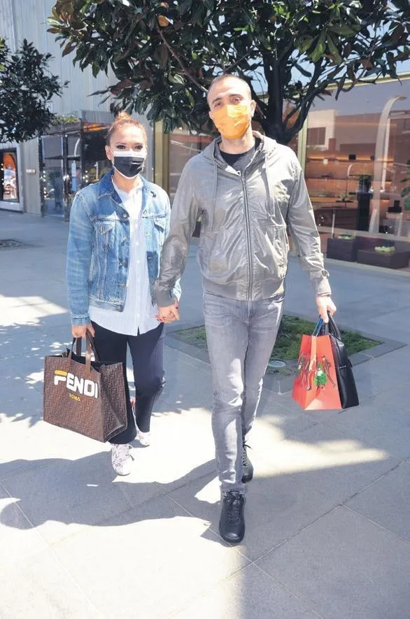 Edwina Sponza ile İbrahim Kutluay'ın aşkı dillere destan-5