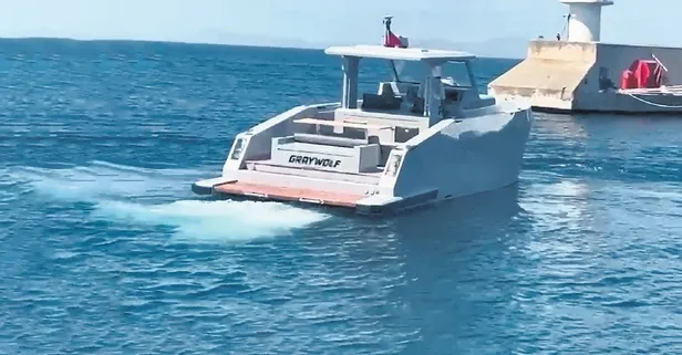 Yalova-Bozcaada yolunda tekne faciası! Halit Yukay denizde hayatını kaybetti