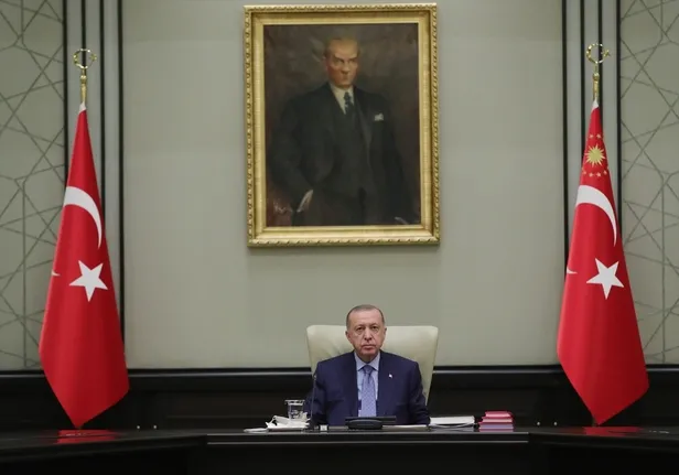 baskan-erdogandan-kabine-sonrasi-onemli-aciklamalar-10-buyukelcinin-geri-adimi-koronavirusle-mucadele-suriyedeki-gelismeler-1635180089086.jpeg Başkan Erdoğan'dan 10 büyükelçinin geri adımına ilk yorum: Artık daha dikkatli olacaklarına inanıyoruz-2