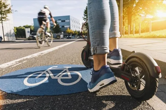 Bakan Karaismailoğlu açıkladı: Scooter'lara yeni düzenleme geliyor!