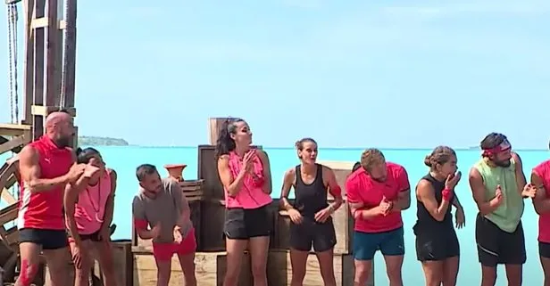 Survivor ödül oyununu hangi takım kazandı?