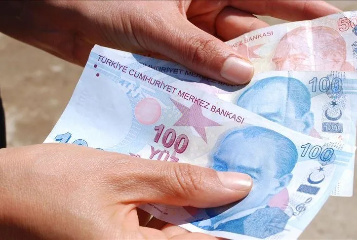 Türk-İş: 4 kişinin açlık sınırı 18.969 TL