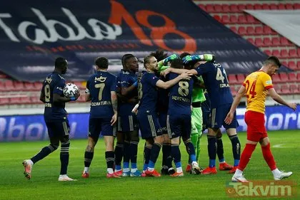 Fenerbahçe’de stoper kararı! O isme veda ediliyor