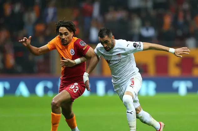 Galatasaray'da Sacha Boey İtalya yolcusu