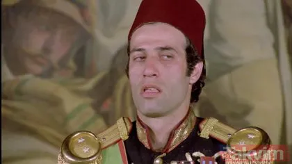 Kemal Sunal’ın Tosun Paşa filmindeki gerçek Tosun Paşa bakın kimmiş! İşte en iyi Kemal Sunal filmlerindeki hatalar