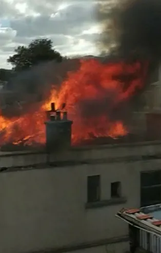 Süleymaniye'de korkutan yangın