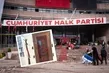 CHP Muğla teşkilatında koltuk krizi: Görevden alınan başkan kapıya demir ördü