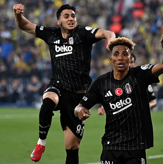 Zenit Gedson’da ısrar ediyor