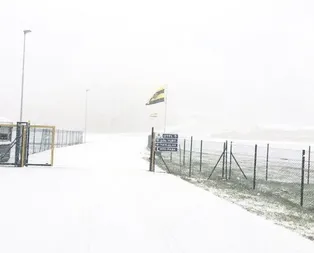 Topuk Yaylası’na kar yağdı