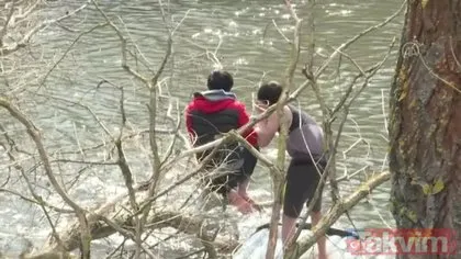 Mülteciler akın akın Yunanistan’a gidiyor! Meriç Nehrini yüzerek geçtiler