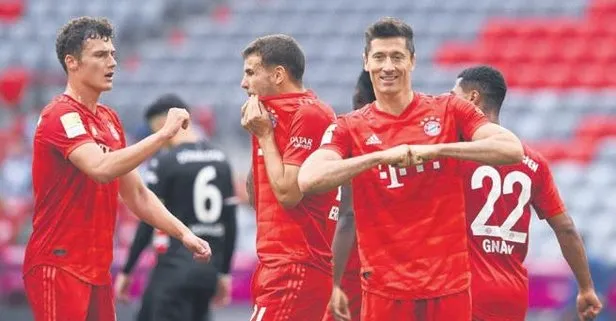 Zanka kaleyi şaşırdı Bayern farka koştu
