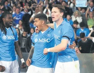 Inter yenildi Napoli yeni lider