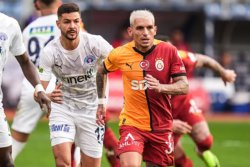Galatasaray'da ayrılık zamanı! Ünlü teknik direktör o yıldızı istedi - 4