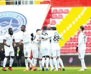 Akhisar tur kapısını araladı