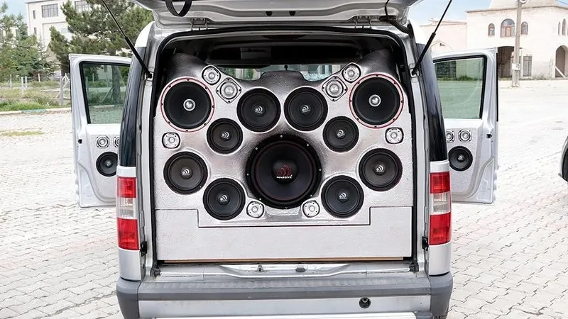 app-plakadan-sonra-ekran-ve-ses-sistemi-uyarisi-bakan-ciftci-acikladi-bir-an-once-sokulmeli-1773393582019.jpeg APP plakadan sonra "ekran ve ses sistemi" uyarısı! Bakan Çiftçi açıkladı: Bir an önce sökülmeli-4