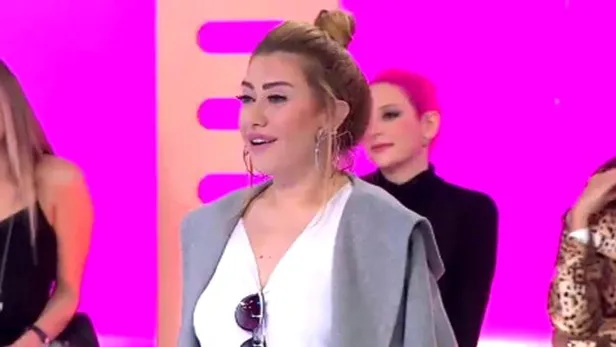 Nil Karataş kimdir? Nil Karataş kaç yaşında, evli mi?-3