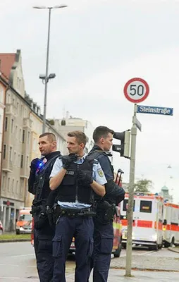 Almanya'da saldırı! Yaralılar var