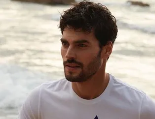 Hercai'nin Miran'ı Akın Akınözü'nün dedesi de çok ünlü bir isim çıktı! Maaile ünlü...