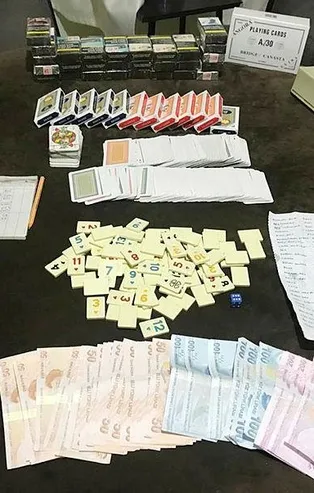 Son dakika: Antalya'da kumar baskını! 15 kişiye 71 bin 880 lira ceza kesildi