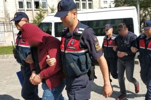 Jandarmadan uyuşturucu operasyonu: 2 gözaltı