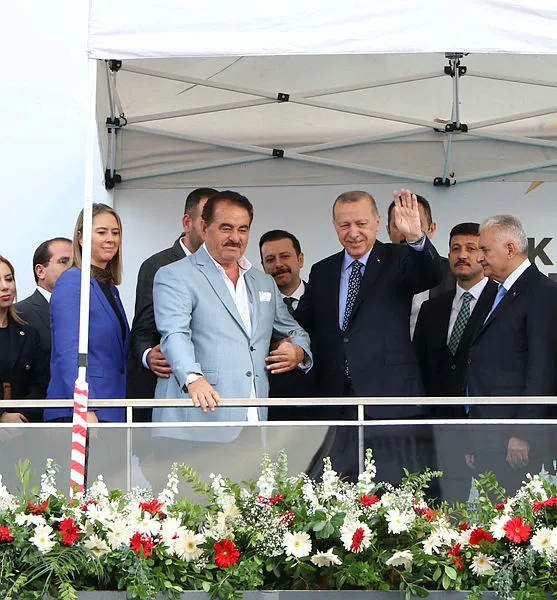 İbrahim Tatlıses Başkan Erdoğan'ı İzmir'de de yalnız bırakmadı!-1