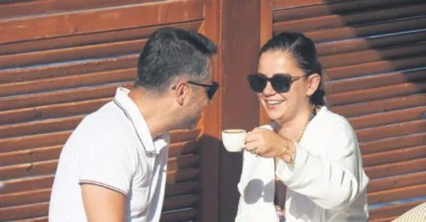 Merve Özbey eşi Kenan Koçak'a elleriyle kahve içirdi