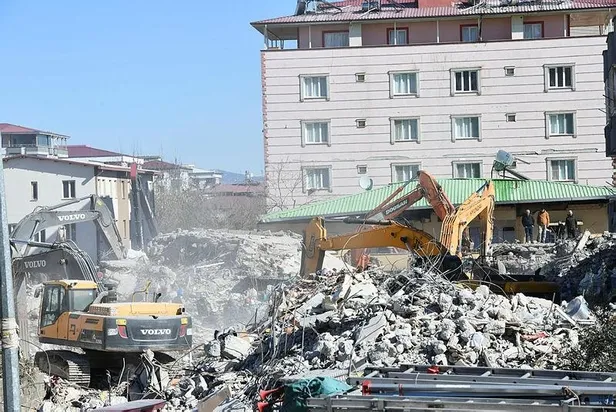 Asrın felaketinde dakika dakika tüm detaylar! Depremde kaç kişi hayatını kaybetti? Kahramanmaraş, Hatay, Adıyaman, Malatya...-5