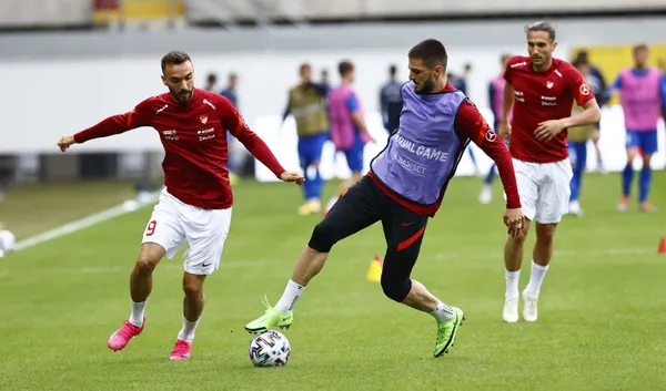 turkiye-futbol-federasyonu-yerli-oyuncu-oynatan-kuluplere-ne-kadar-tesvik-verilecegini-acikladi-1622814327661.jpg Türkiye Futbol Federasyonu yerli oyuncu oynatan kulüplere ne kadar teşvik verileceğini açıkladı-2