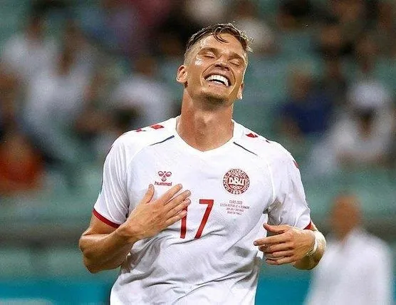 Terim veto etti bekler yetişmedi