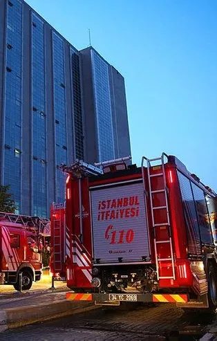 Son dakika: Küçükçekmece'de hastanede yangın