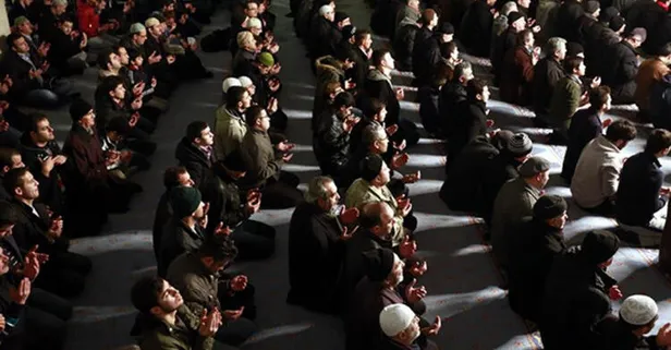 Diyanet son dakika açıkladı: Teravih namazı kılınacak mı? Bu sene camilerde teravih namazı kılınacak mı?