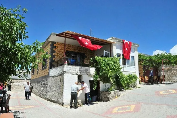 SON DAKİKA: Mardin'de hain saldırı! Suriye'den açılan ateş sonucu 1 asker şehit oldu 3 asker yaralandı-4
