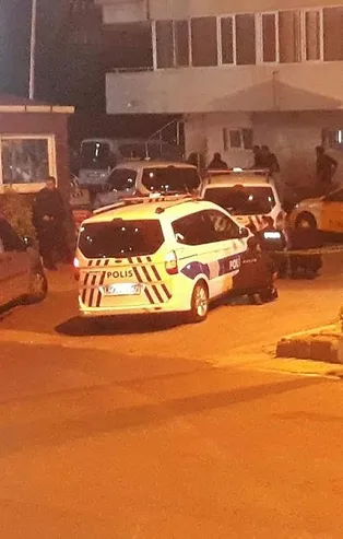 Üsküdar'da polis ekiplerine ateş açıldı